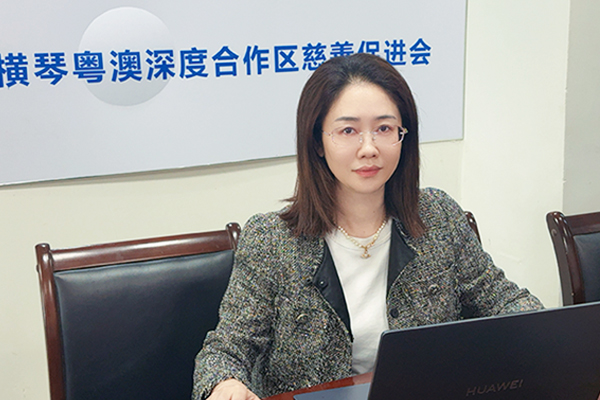 杨娜